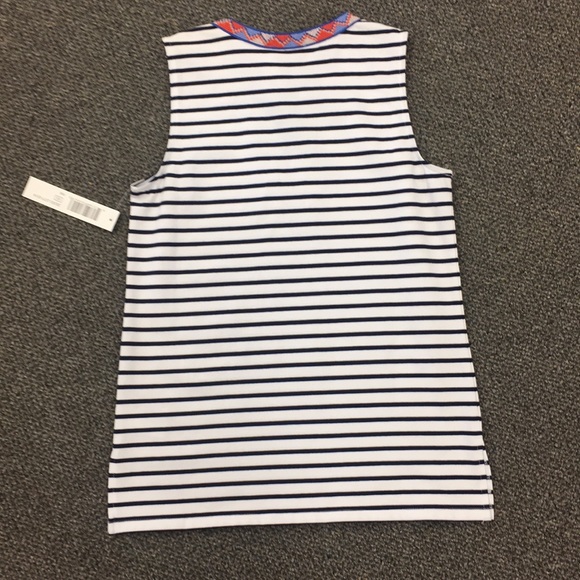 Top - Picture 2 of 2